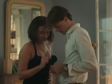this ep was so aesthetically beautiful  #thesummeriturnedpretty #tsitpedit #bonradedit #fy #bonrad the summer i turned pretty finale bonrad endgame belly conklin conrad fisher bonrad episode 11 paris
