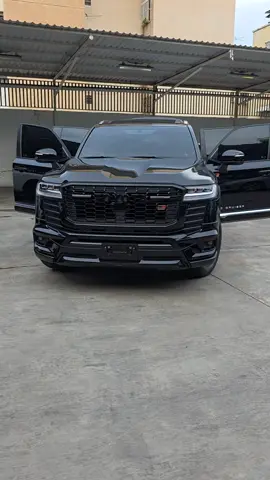 #lc300 GR 2025  no eh visto una igual de bella  😍😍😍 solo en nuestra agencia de 👇  @milautos_caracas 