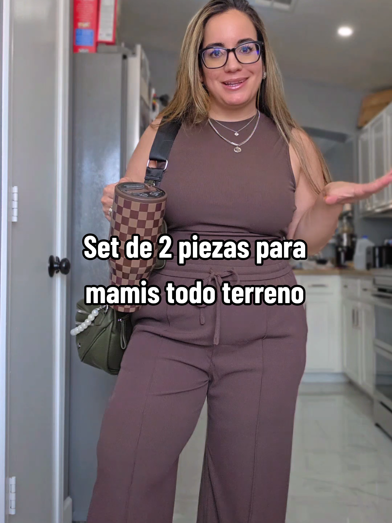 Estoy usando la talla L y este es el color 