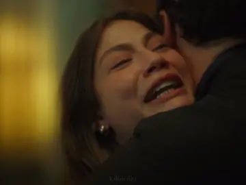 DIFFERENT SHOW SAME STORY #hudutsuzsevda #eşrefrüya #demetozdemir #miraydaner #turkishseries 