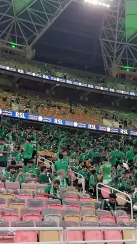 الاهلي السعودي 💚💚💚 توافد جماهير الأهلي إلى ملعب «الإنماء» 🔥🏟️#الأهلي #دوري_روشن_السعودي #الاهلي_السعودي #كرة_القدم_عشق_لا_ينتهي👑💙 #اكسبلور 