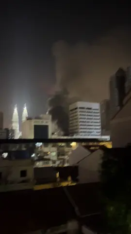 masa jam 12 takdi ada bakar di chow kit malam ni 🥲🥲#viralchallengevideochallengeviral💙👍 