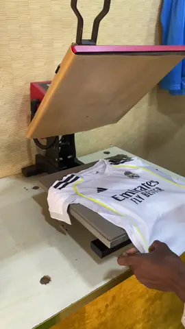 Jersey Customization... Kids Jersey... Real Madrid Home Kit.