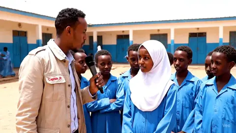 adna macalinkee baad ugu necebtahay xiisadiisa 😂😂 #followme #like #share #macalinka_xisaabta #somalilandtiktok💚🤍❤   @Ai funny videos niinkaana ciwaankiisa farta saara waa tiktoker cusub oo hada soo baxee please