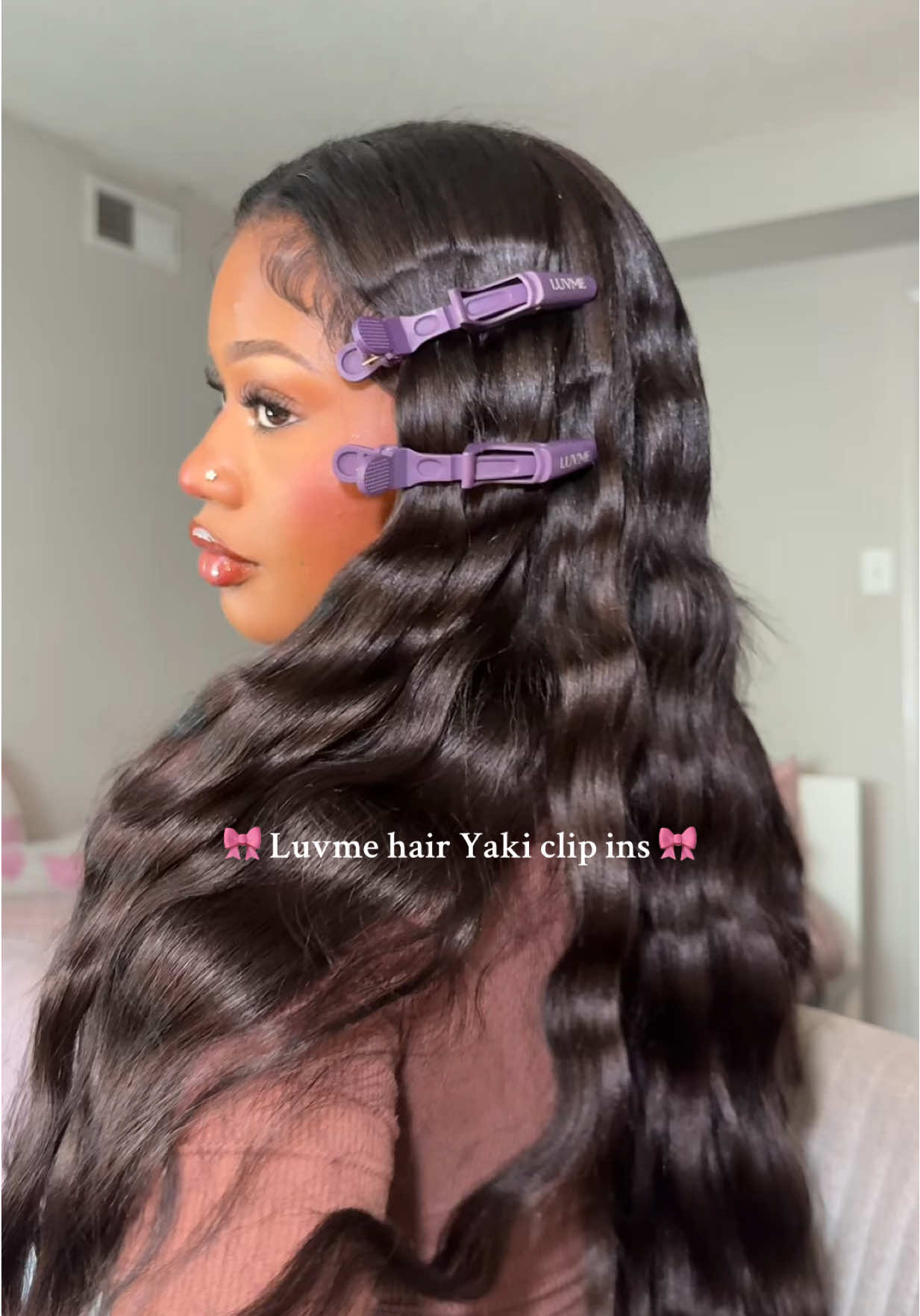 being the clip in queen 🎀 @Luvmehair 💞 #clipins #luvmehairreview #tiktokmademebuyit #clipinfornaturalhair 