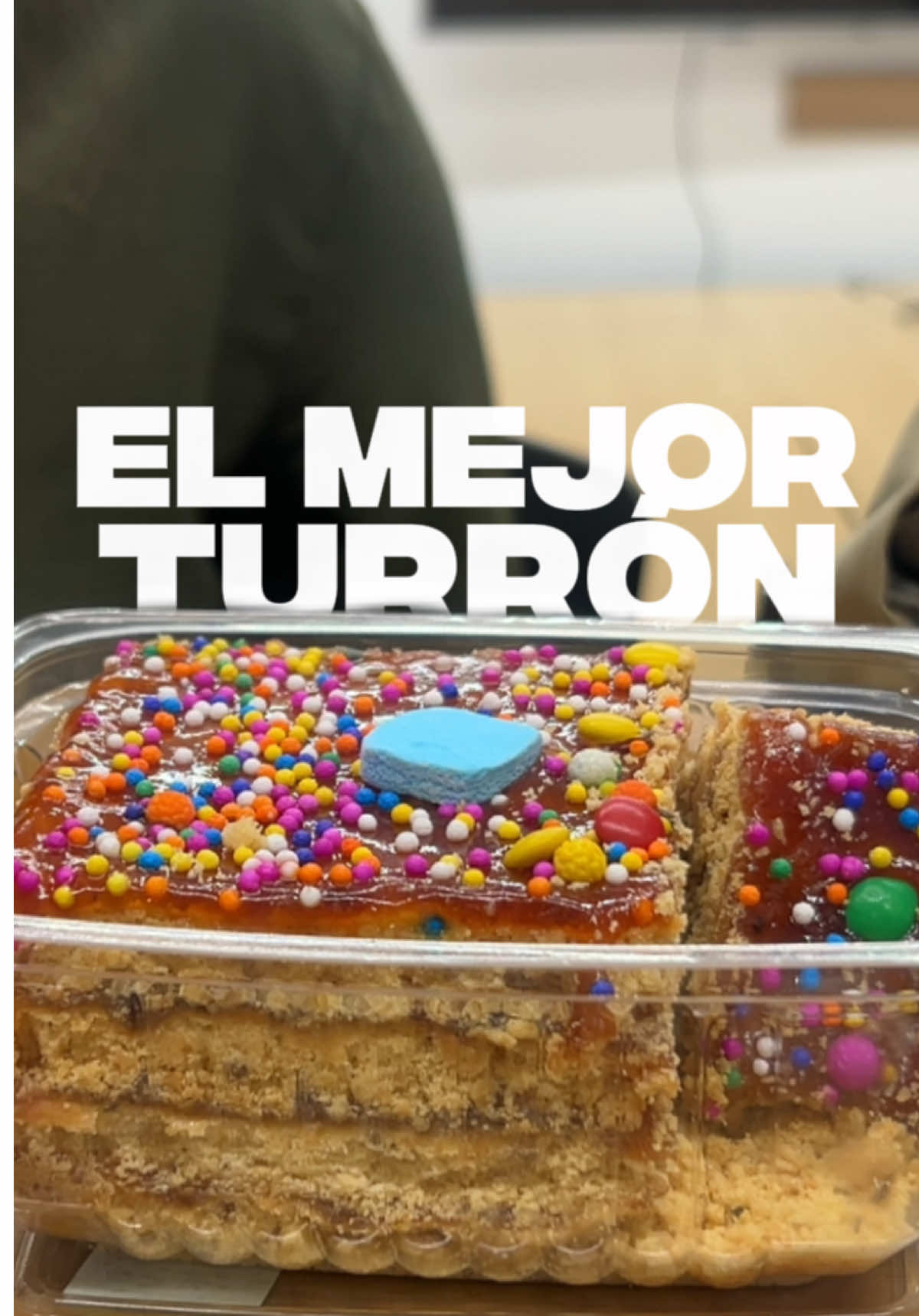 Empezó la mejor temporada del año 🤩🤩 Comenta cuál es tu turrón favoritooo para ir a probarlo!!!🤤💜 #fyp #turron #peru #officelife 