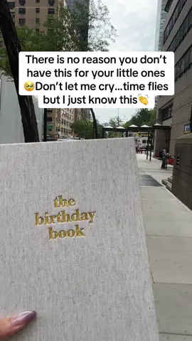 You don’t wanna your kids birthday fade💕I’m so freaking out forgot the little thing during their growth #treasurefinds #journaling #keepsakes #babygift #newmom 