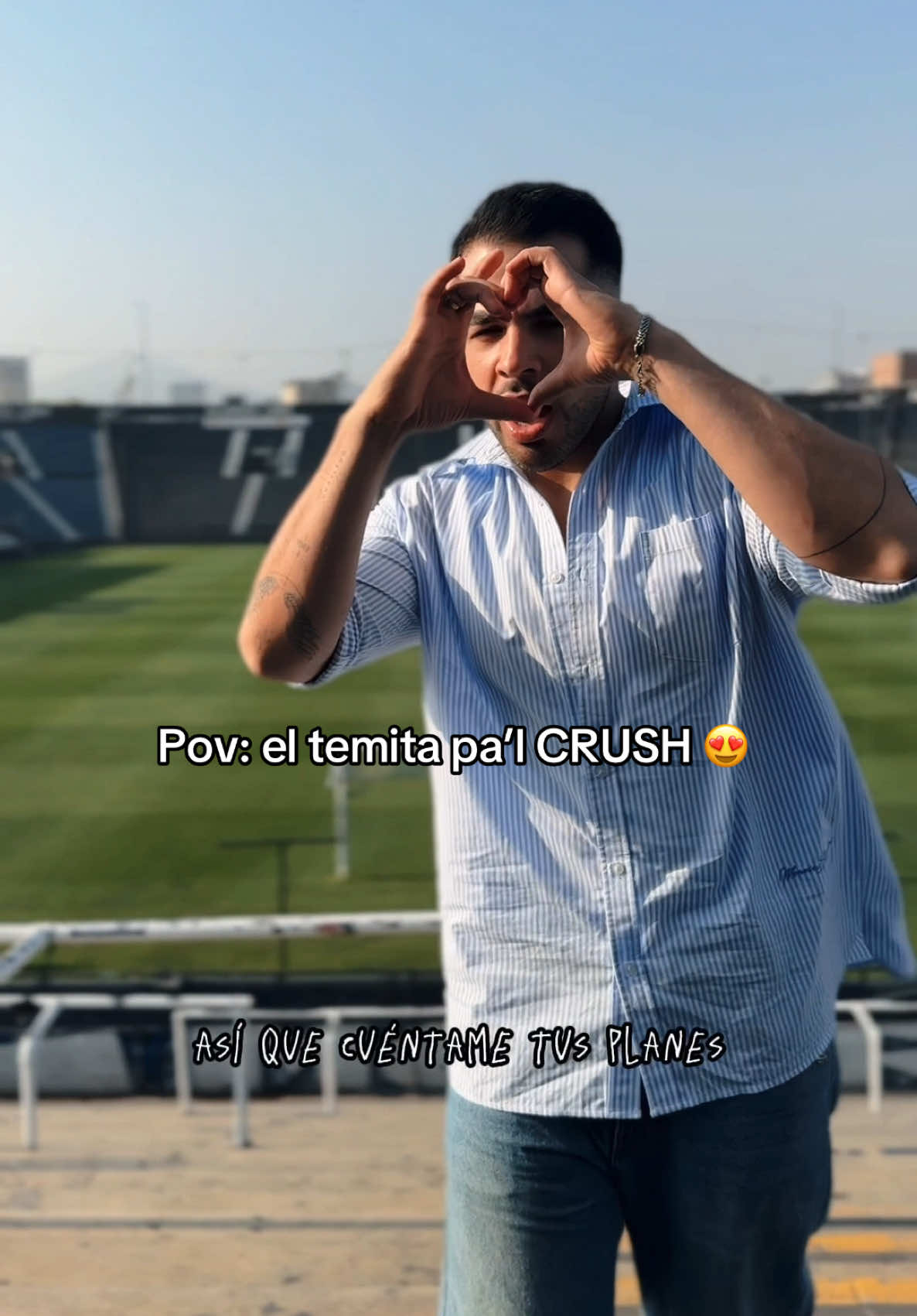 Me la paso pensando en Ud 😍🤯 #viral #nuevamusica #tendencias #lrdf #cancionesparadedicar 