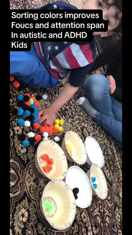 Sorting colors helps children with autism and ADHD beacuse it improves attention and focus, develops visual discrimination skills and provides a calming sensory experience. ❤️