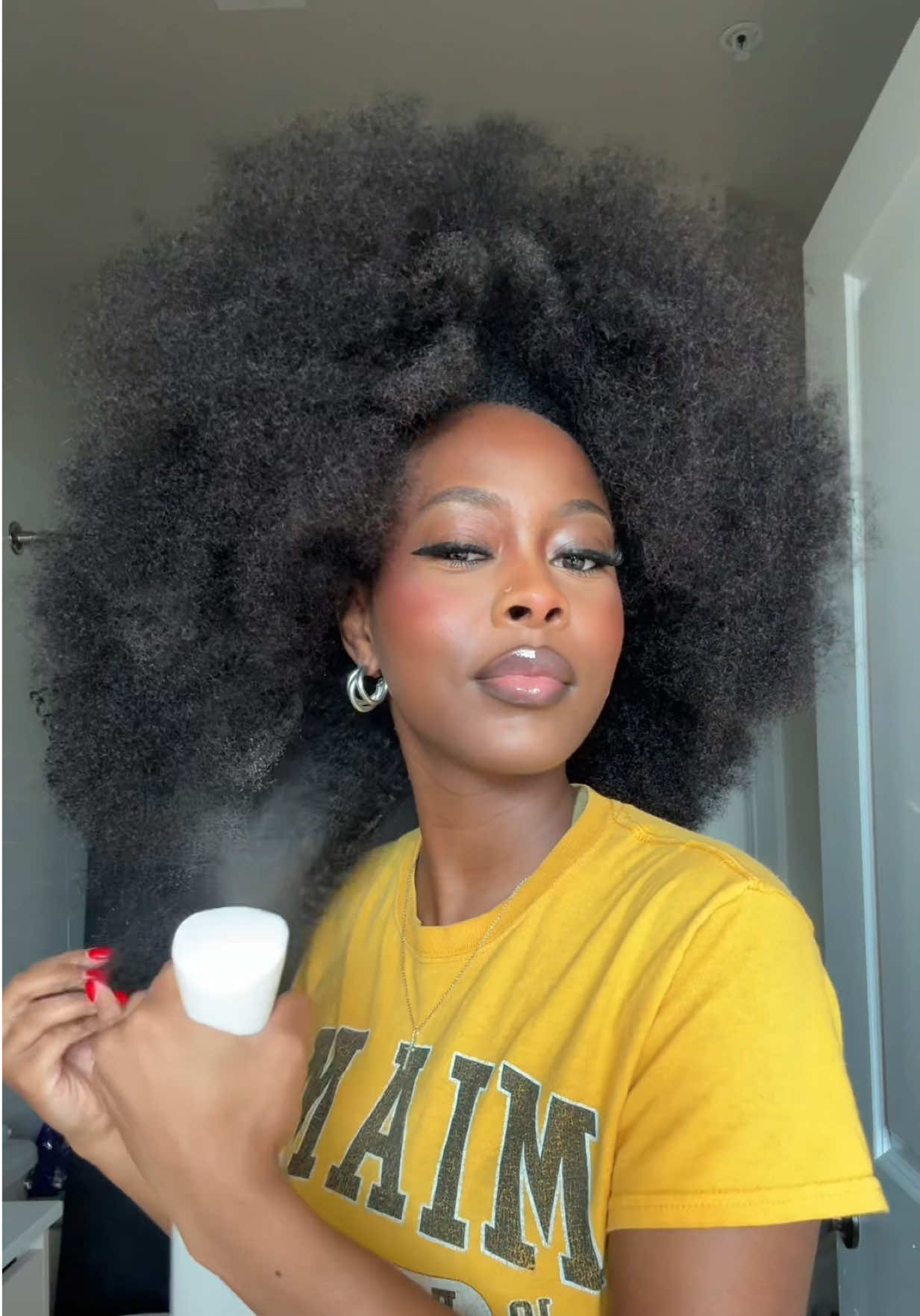 Who says this is not my 4c hair⁉️ All my hair, thanks...@oqhairshop ##naturalwig #naturalwigs#4chair #type4hair #afrocurlywig     