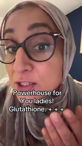 Glutathione is fabulous for anti-aging along with the creatine to help especially when you’re in the gym the collagen booster hyaluronic acid biotin vitamin vitamin C pre-and probiotic complete in mango and passion flavour this is a powerhouse for you ladies #Ladies #Skin #AntiAging #Health #FYP 
