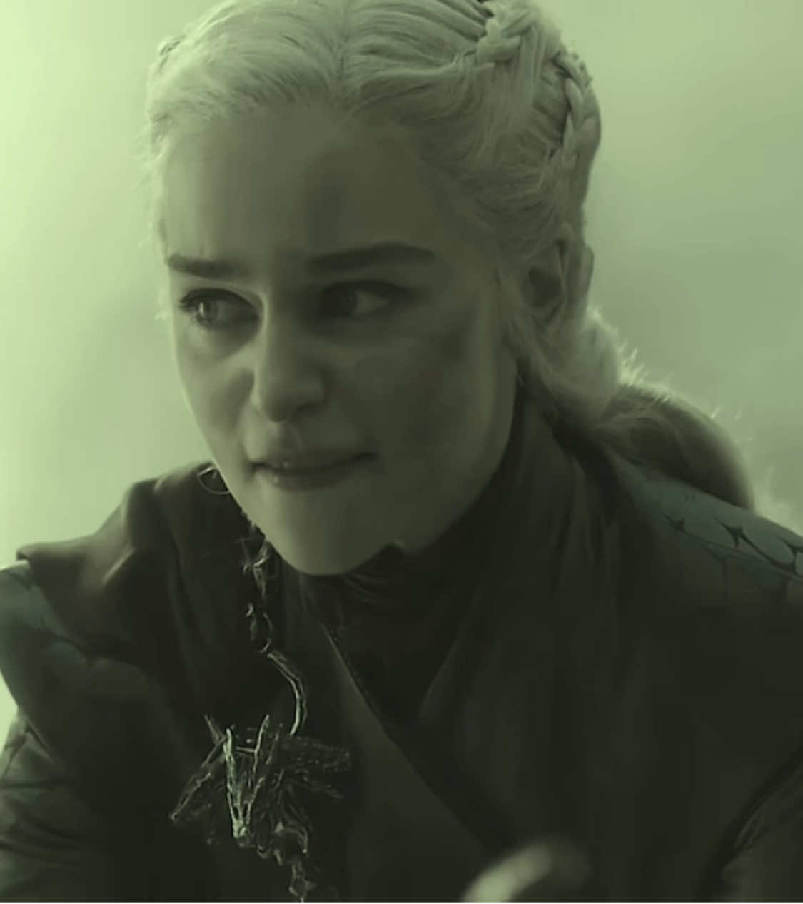 دينيرس العنزي☝🏻#daenerystargaryen #emiliaclarke #gameofthrones #اكسبلورexplore 