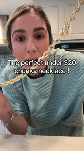 soooo stinking cute !!!! #tewiky #chunkynecklace #necklace #goldjewlery #giftsforher @Tewiky 