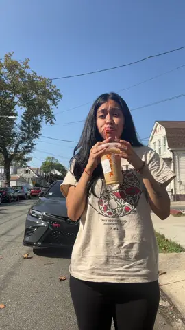 my man learned my dunkin order for a reason 💁🏻‍♀️😂🫶🏻 #dunkindonuts #tiktokrealitycheck #viral #momlife #contentcreator @Dunkin' 
