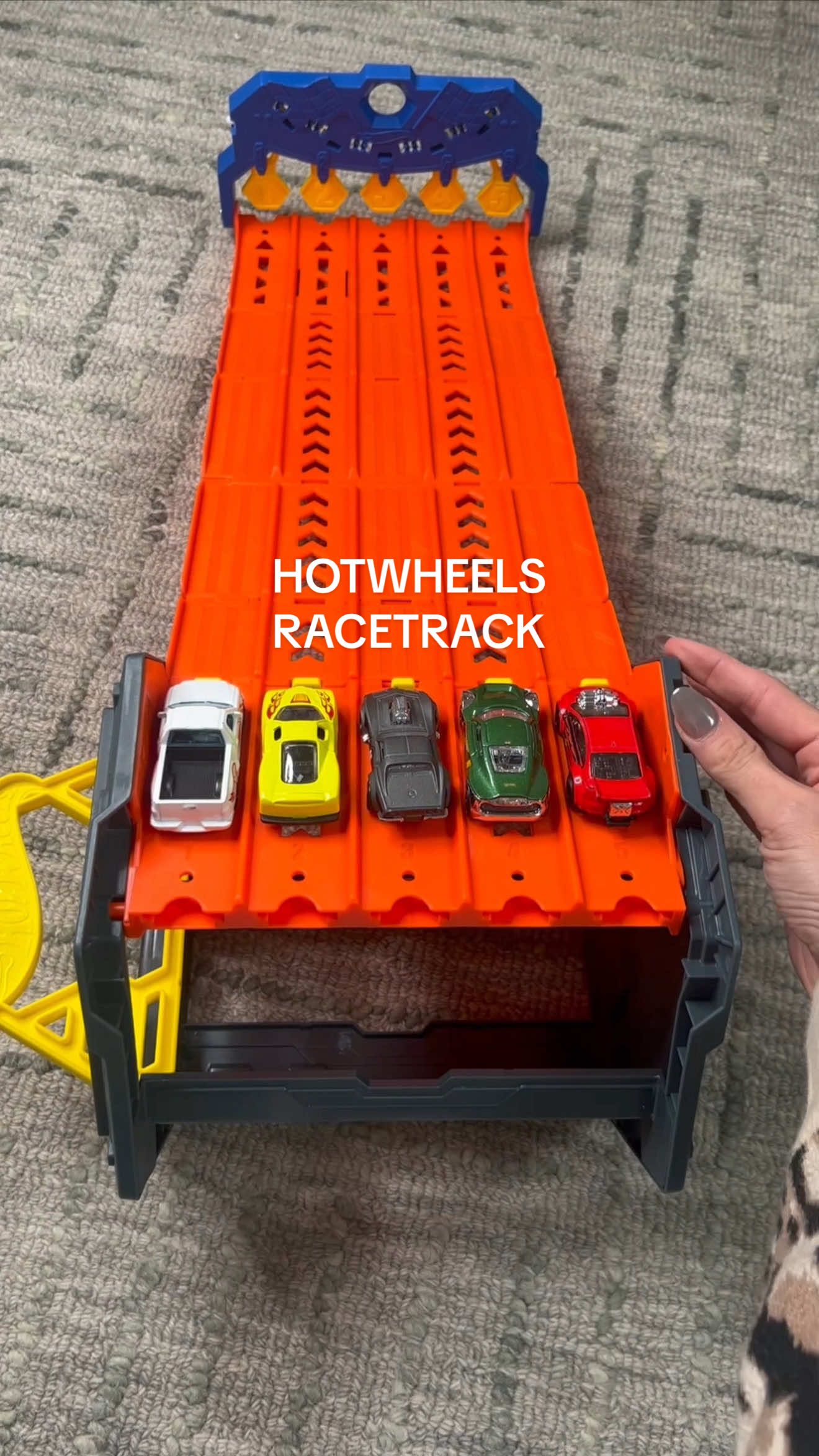HOTWHEELS RAMP 🚗💨You can find this linked in my storefront under “shop my videos” 💗 #toystorage #hotwheelscars #hotwheels #hotwheelscollection #amazonmusthaves  