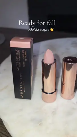 The perfect fall lipstick get yours now✨️ #abh #anastasiabeverlyhills #falllipstick #fallmakeup #anastasiabeverlyhillslipstick @Anastasia Beverly Hills 