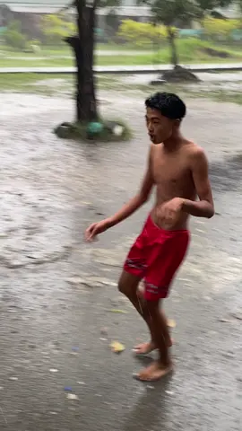 Sarap maging HS😩,High school life#fyp #highschool #rain #student #fannymoments 