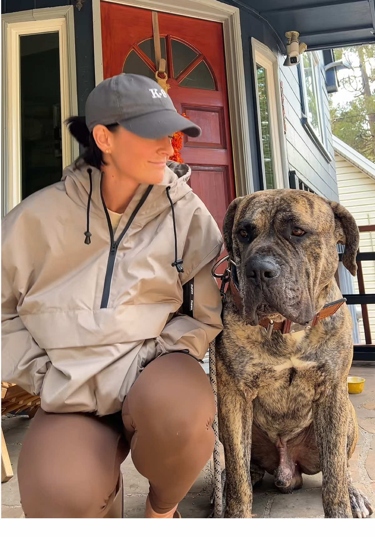 Plus I match my dog 😝 #puffit #pullover #womensjackets #falljackets 