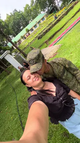 Candidate Soldier to Infantry Orientation Training Graduation ako at ikaw pa rin talaga. I know that hindi biro ang LDR and lalo na ngayon that pag mamay ari ka na ng gobyerno, but always remember that you have me in your life asawa ko. Amping kanunay sa operations I love you forever my sergeant 😘😘@@DAN #fyp #tagapaghintay💂🏻‍♂️💚 