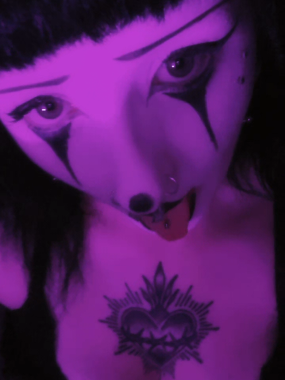 #fyp #altgirl #clownmakeup #gothmakeup #alternative 