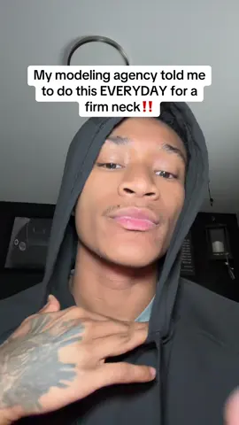My neck and jawline look so good now #jawline #neck #skintightening 
