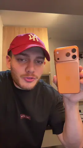 iphone 17 pro max é absurdo. 