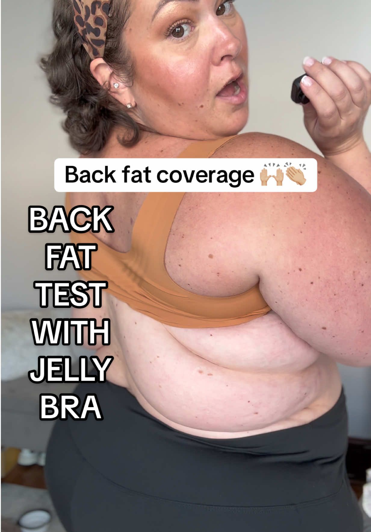 Finally!! A comfy, wireless jelly bra that covers your back fat👏🏼👏🏼 — I’m 295 and 45” around the bra band wearing a 4XL. #jellybra #bra #comfybra #wirelessbra #seamlessbra @Soft Intention 