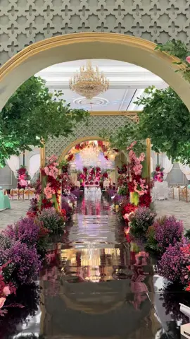 Beautiful moments, beautiful love — today’s wedding was truly a blessing  #dekorasiweddinglampung #fyp #weddingbandarlampung #dekorasipernikahanlampung 
