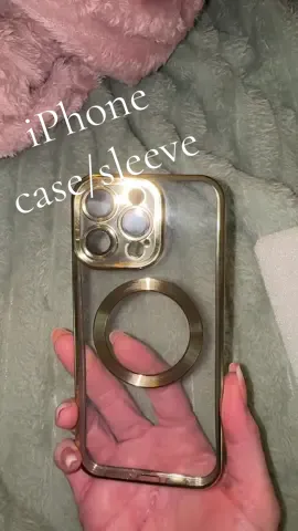 #iphonecases #iphonesleeve #iphonelensprotcetor #tiktokshoprestock #magneticphonecase 