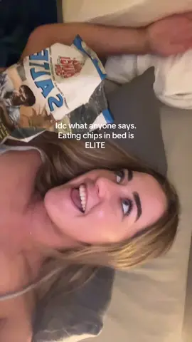 No outside clothes or food in bed? Couldn’t be me actually #typeb #chips #comfortfood 