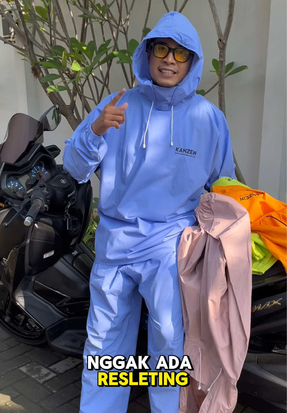 Membalas @Ilhamfw aman kak klo pake ransel, jas hujan hoodie tanpa resleting tanpa kancing, bahan tebal pvc 0,25 #jashujan #jashujanpria #jashujanwanita #jashujandewasa #jashujanhoodie 