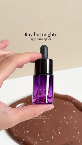 dark spots don’t stand a chance with this tiny gem #lacoco #lacocodarkspotessence 