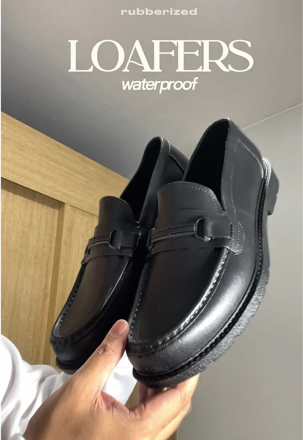 Replying to @MAKALU daily loafers #loafers #blackshoes #waterproof #rubberized #rubber 