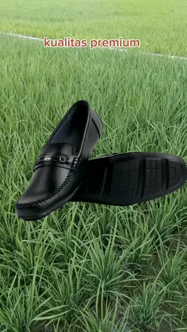 Sepatu Moccasin Pria Lutton A1 Kulit Sintetis #sepatu #sepatukulit #fyp 