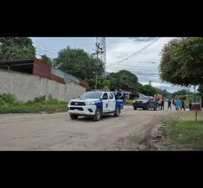Salmo 34:18 🙏  “ El Señor está cerca de los que tienen quebrantado el corazón y salva a los de espíritu abatido.” @Policía Nacional de Honduras  #Dipol