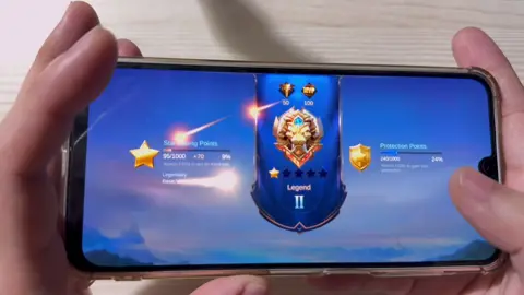 Road to global | HANDCAM ALUCARD GAMEPLAY#fypシ #mobilelegends #LIVEIncentiveProgram #LIVEStory #PaidPartnership 