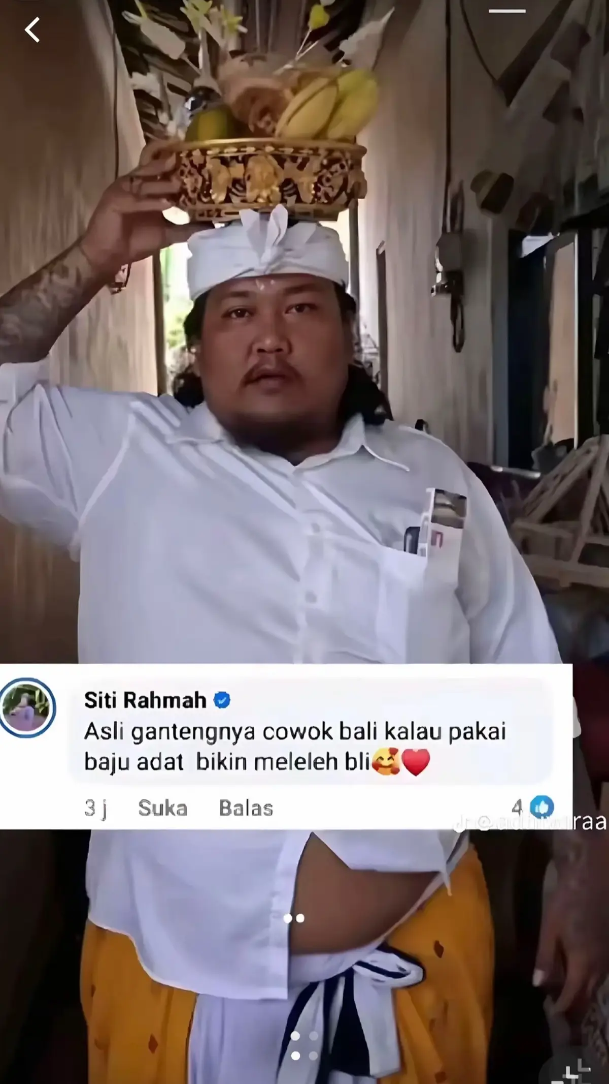 #fyp#orangbali#adatbali. Kata nya pakai adat bali biyar ganteng 