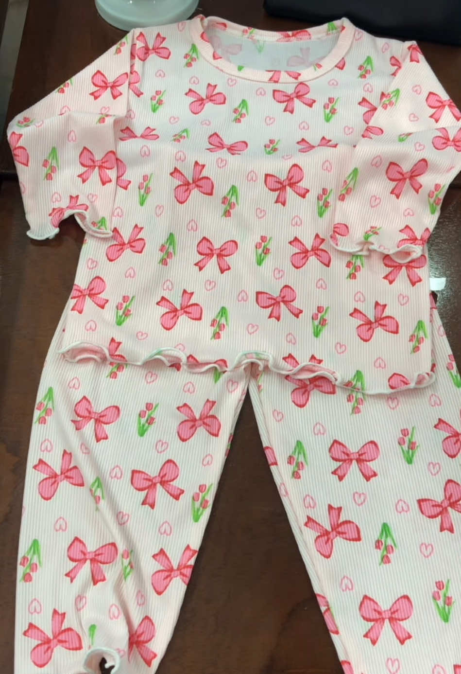 toàn màu xinh thôi các mom #quanaotreem #bodaitaychobegai #bodaitaychobe #mevabe 