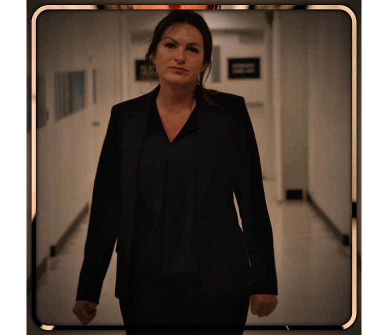 Amanda‘s reaction destroyed me. Credits: @𝐌 #foryou #mikedoddsdeath #svuedit #blowthisupforme #amandarollins @chenoaxsvuedits @♡𝒜 ♡ @MARISKA HARGITAY EDITS @wmlmulti @💐🦈 @*ੈ✩‧₊˚ℜ𝔞𝔫𝔞 ੈ✩‧₊˚ @*ੈ✩‧₊Grace*ੈ✩‧₊ @🌸svu.girl🌸 