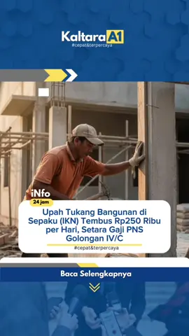 Penajam Paser Utara – Perpindahan Ibu Kota Negara (IKN) ke Kalimantan Timur membawa dampak signifikan bagi kehidupan masyarakat di Kecamatan Sepaku, Kabupaten Penajam Paser Utara. Salah satunya terlihat dari melonjaknya upah tukang bangunan yang kini mencapai Rp250.000 per hari. Dengan hitungan rata-rata 22 hari kerja, para tukang bangunan mampu membawa pulang Rp5,5 juta per bulan. Angka ini setara dengan gaji pokok Pegawai Negeri Sipil (PNS) golongan IV/C. Jika bekerja penuh satu bulan, pendapatan mereka bahkan bisa menembus Rp7,5 juta. Lonjakan upah ini dipicu oleh tingginya kebutuhan tenaga kerja konstruksi di tengah percepatan pembangunan IKN. Dari infrastruktur dasar, perumahan pegawai, hingga gedung perkantoran negara, semua membutuhkan tenaga tukang dalam jumlah besar. Kondisi tersebut mendorong persaingan di lapangan dan membuat tarif pekerja kian meningkat. Fenomena ini menciptakan dinamika baru di sektor ketenagakerjaan lokal. Sejumlah warga yang sebelumnya bekerja di sektor informal beralih menjadi tukang bangunan karena tergiur penghasilan yang jauh lebih tinggi. Bahkan, tidak sedikit tenaga kerja dari luar daerah berdatangan untuk ikut serta dalam geliat pembangunan IKN. Namun, di balik peluang ekonomi tersebut, para pengusaha dan kontraktor dihadapkan pada tantangan biaya produksi yang membengkak akibat lonjakan upah tenaga kerja. Perhitungan anggaran proyek harus disesuaikan agar tidak mengganggu kelancaran pembangunan yang ditargetkan pemerintah. Kenaikan upah tukang bangunan di Sepaku ini menjadi potret nyata bagaimana pemindahan ibu kota tidak hanya mengubah tata ruang wilayah, tetapi juga menggeser standar ekonomi dan kesejahteraan masyarakat setempat.