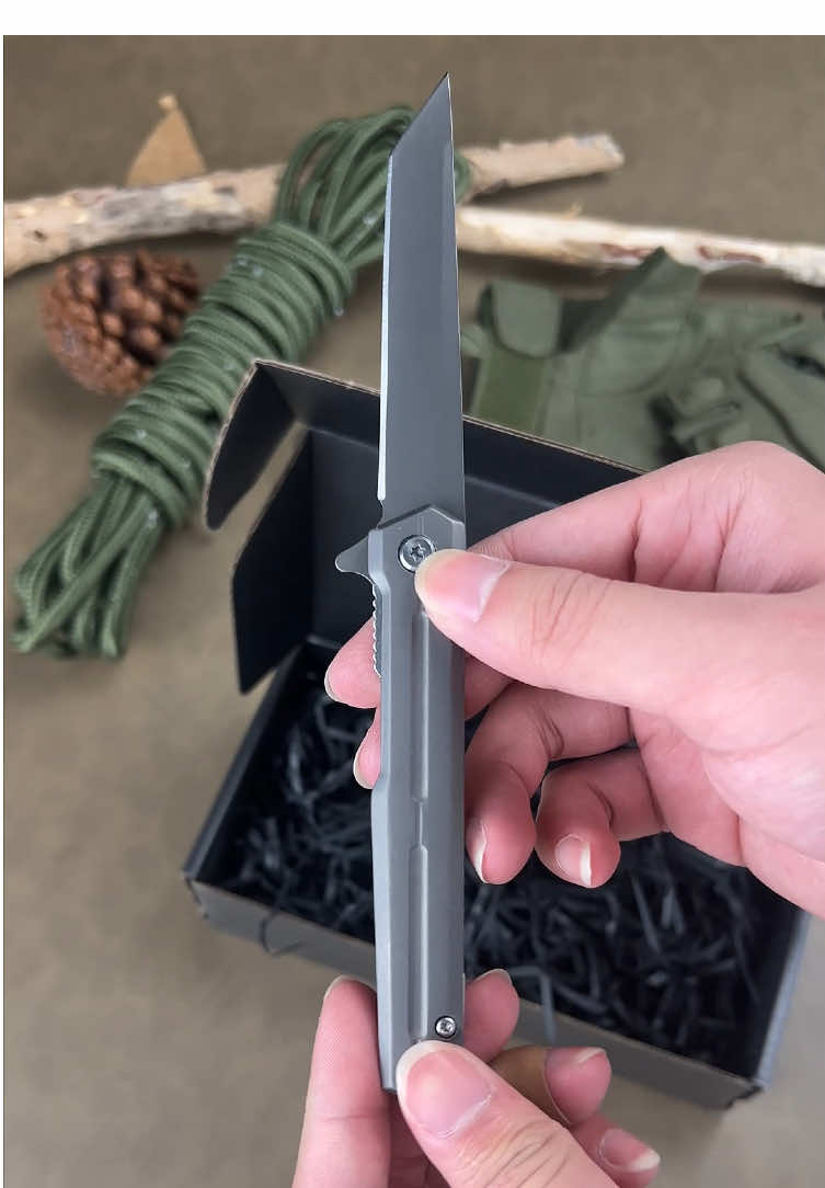 Mystery Surprise Gift Box #TikTokShopBlackFriday #tiktokshoprestock #mysterybox #keychain #knife 