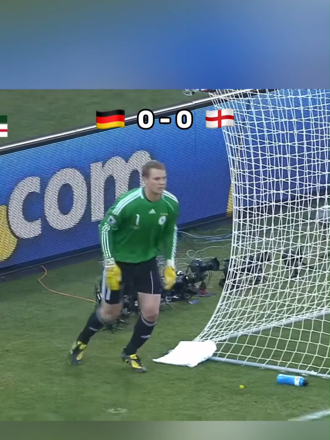 Deutschland - England / Weltmeisterschaft 2010 #fußball #fussball #fußballdeutschand #deutschland #deutschlandfussball #dfbteam #dfb #mannschaft #deutschland🇩🇪 #germseatt06 #germseatt