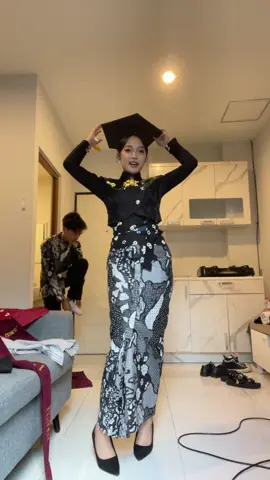 yang belakang ngikut aja