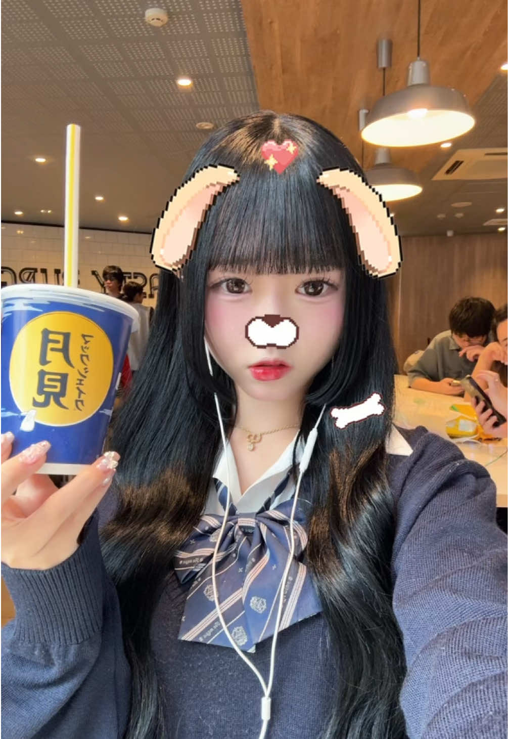 デスドルデビューしてたんだけど、お友達が替え玉沢山して汁無くなっちゃったからわたしの汁分けてあげただけなのにマナー違反なの？🥲 あと〝雪見だいふくで炎上経験あり〟勘弁して？🙇🏻‍♀️ ⚠️あの動画はわたしの投稿したものではありません。