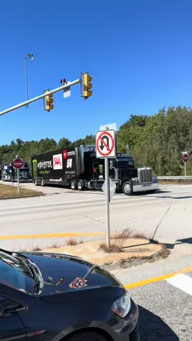 #nascar #peterbilt #paratiiiiiiiiiiiiiiiiiiiiiiiiiiiiiii #viral #race 😎🤠🚛🇺🇸