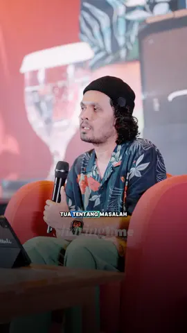 Cukup jawab lembut, semoga Allah kasih yang terbaik🤲✨ 〰️〰️〰️〰️〰️〰️〰️〰️〰️〰️〰️〰️〰️〰️〰️ Jadwal sharing time Ust. @Hanan Attaki insyaallah: 21 September: LOMBOK 27-29 September: BANJARMASIN 18-19 Oktober: BENGKULU 26 Oktober: PALANGKARAYA 9 November: PALU 16 November: GORONTALO 23 November: PALEMBANG 7 Desember: MAKASSAR 14 Desember: SAMARINDA Cara daftarnya di website ➡️ sharingtimeuha.com 😊 #sharingtime #hananattaki #ayahamanah #makassar #padang          