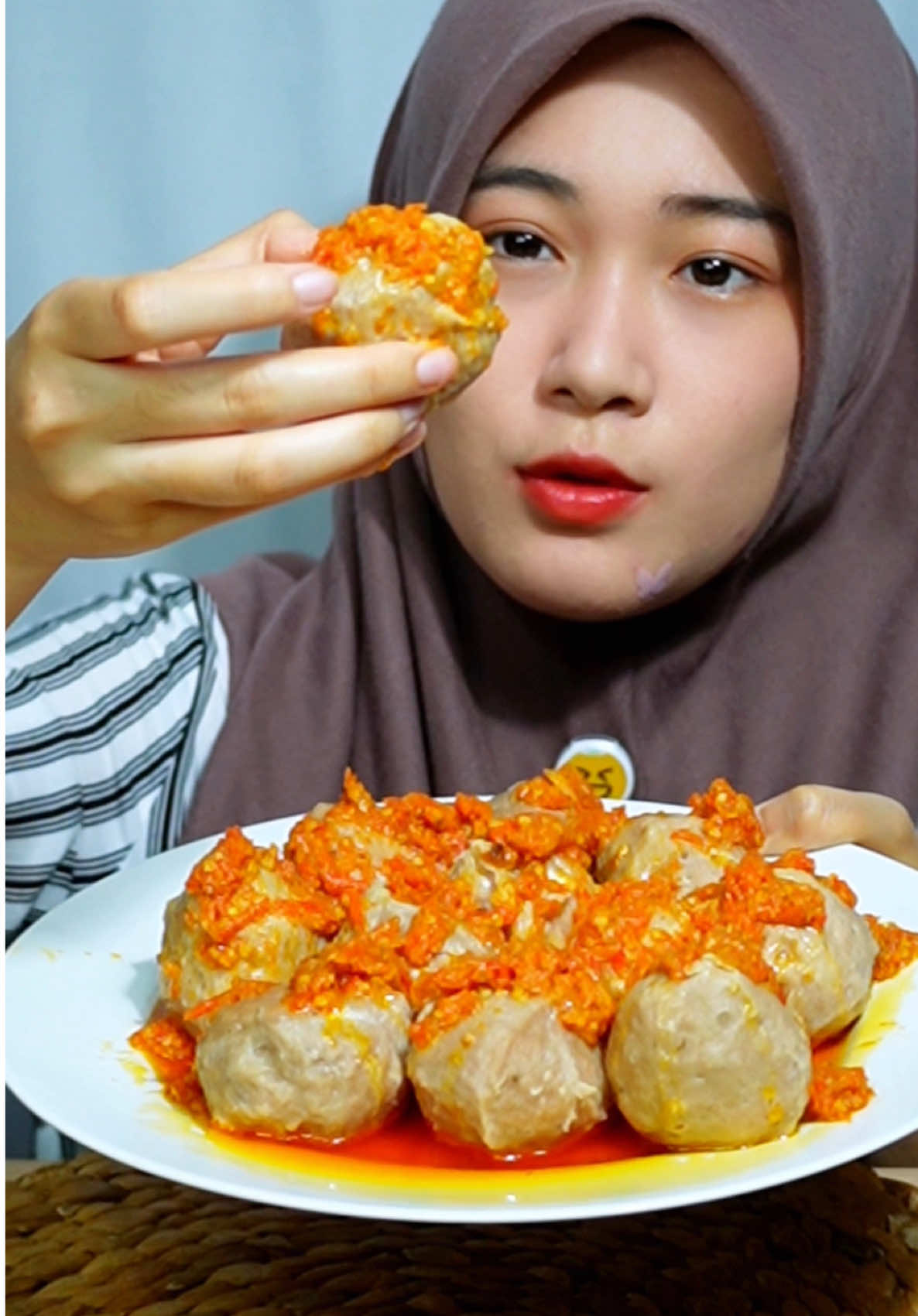 Ada yang baru lagi nih 🤩 akhirnya @Boci.maknyos ngeluarin baso keju moncrottt 🤤 #inicia #iniciamukbang #promoseruweekend #foodfestontiktok #asmr 