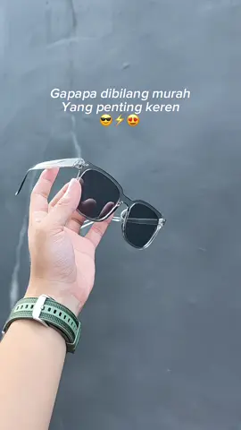 Yang cari kacamata murah tapi keren boleh nih #kacamata #kacamataviral #fyp #kacamatahitam #kacamatamurah 