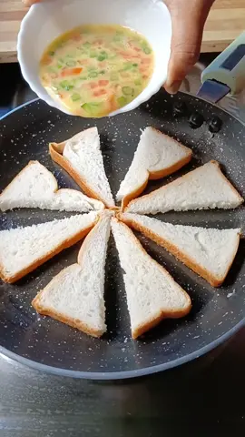 Cheesy bread omelette