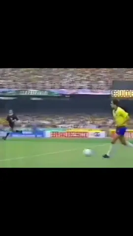 32 anos dessa partida histórica no Maracanã | Brasil 2 x 0 Uruguai - Dois gols de Romário e classificação para a Copa 94#futebol #seleçãobrasileira 